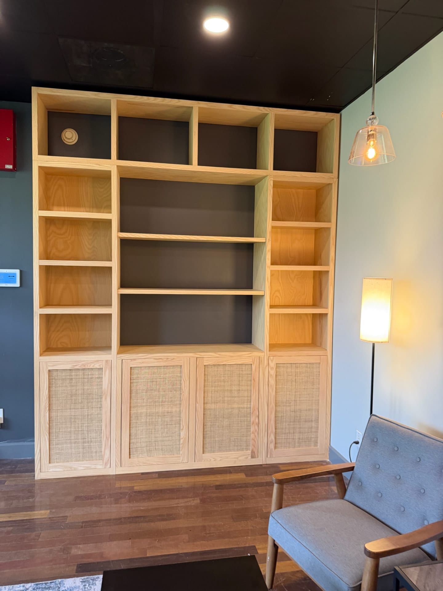Cabinets & Countertops